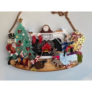 NEW Gory Dorky Puddle & Squeak Santa’s Nutcracker Mouse King Christmas Necklace